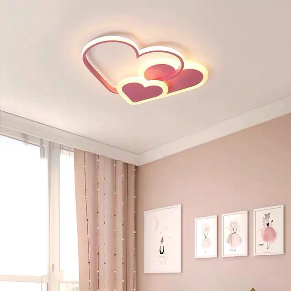 Luz de techo LED en forma de corazón