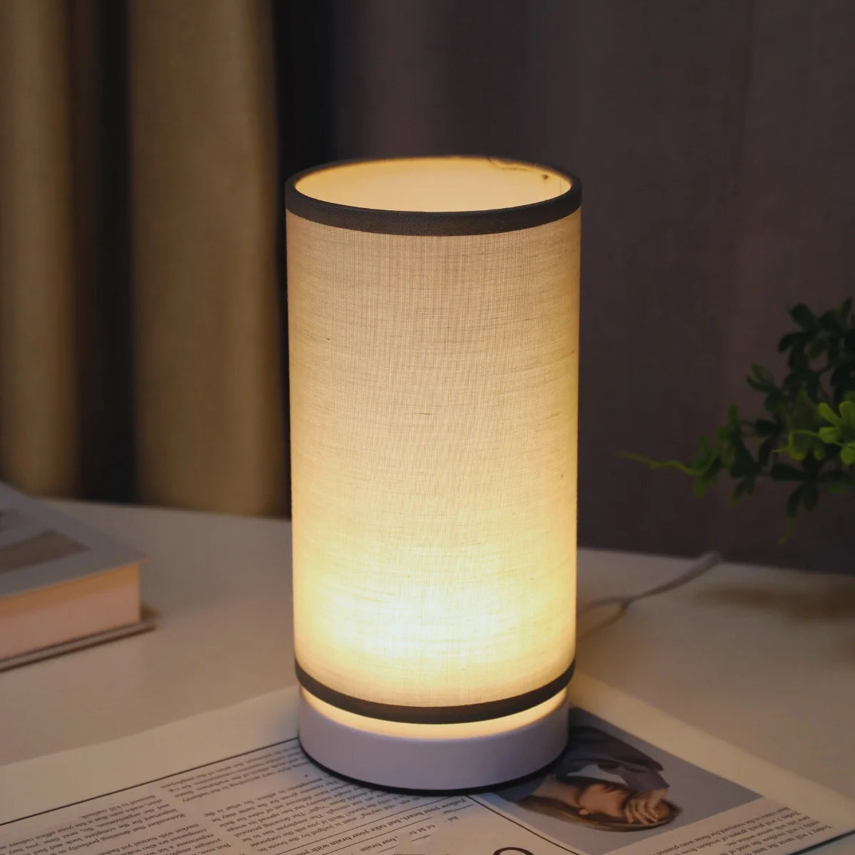 Lámpara minimalista suave iluminación